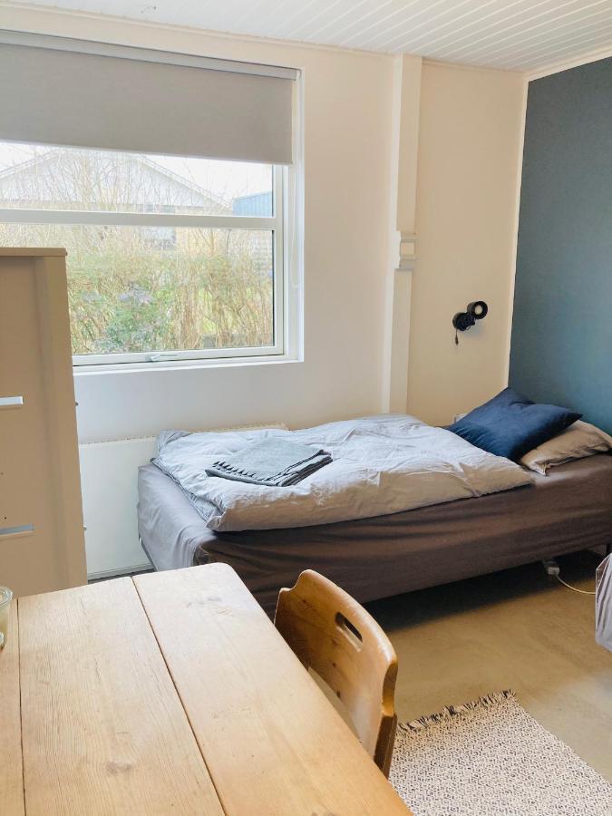 Villa Med Private Vaerelser Delt Badevaerelse/Kokken, Viby Sj. エクステリア 写真